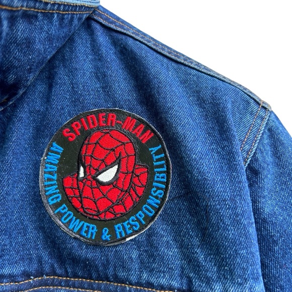 Vintage SPIDER-MAN Denim Jacket 2002 MARVEL w/ EMBROIDERED & LEATHER PATCH - LRG - Picture 4 of 16